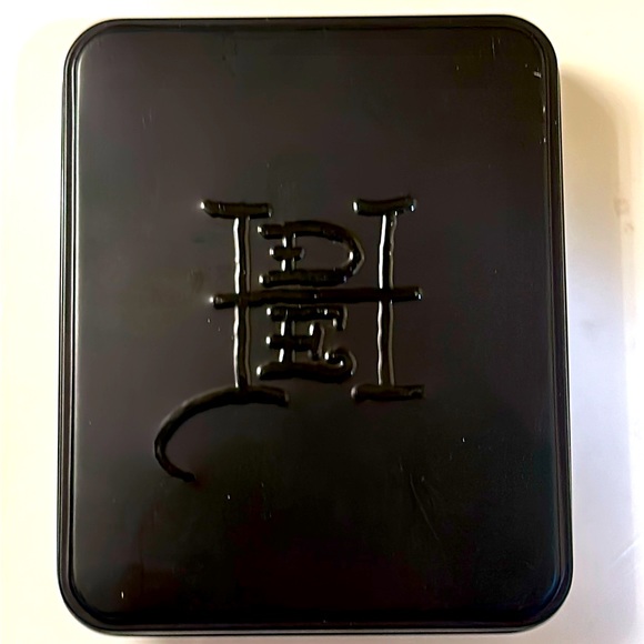 Ed Hardy Flaming Skull black leather wallet - Picture 2 of 3